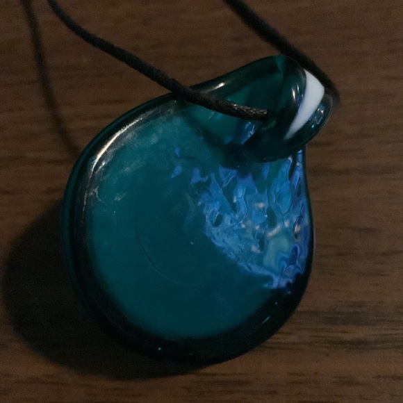 Glass Pendant Green and White handmade - Picture 6 of 8